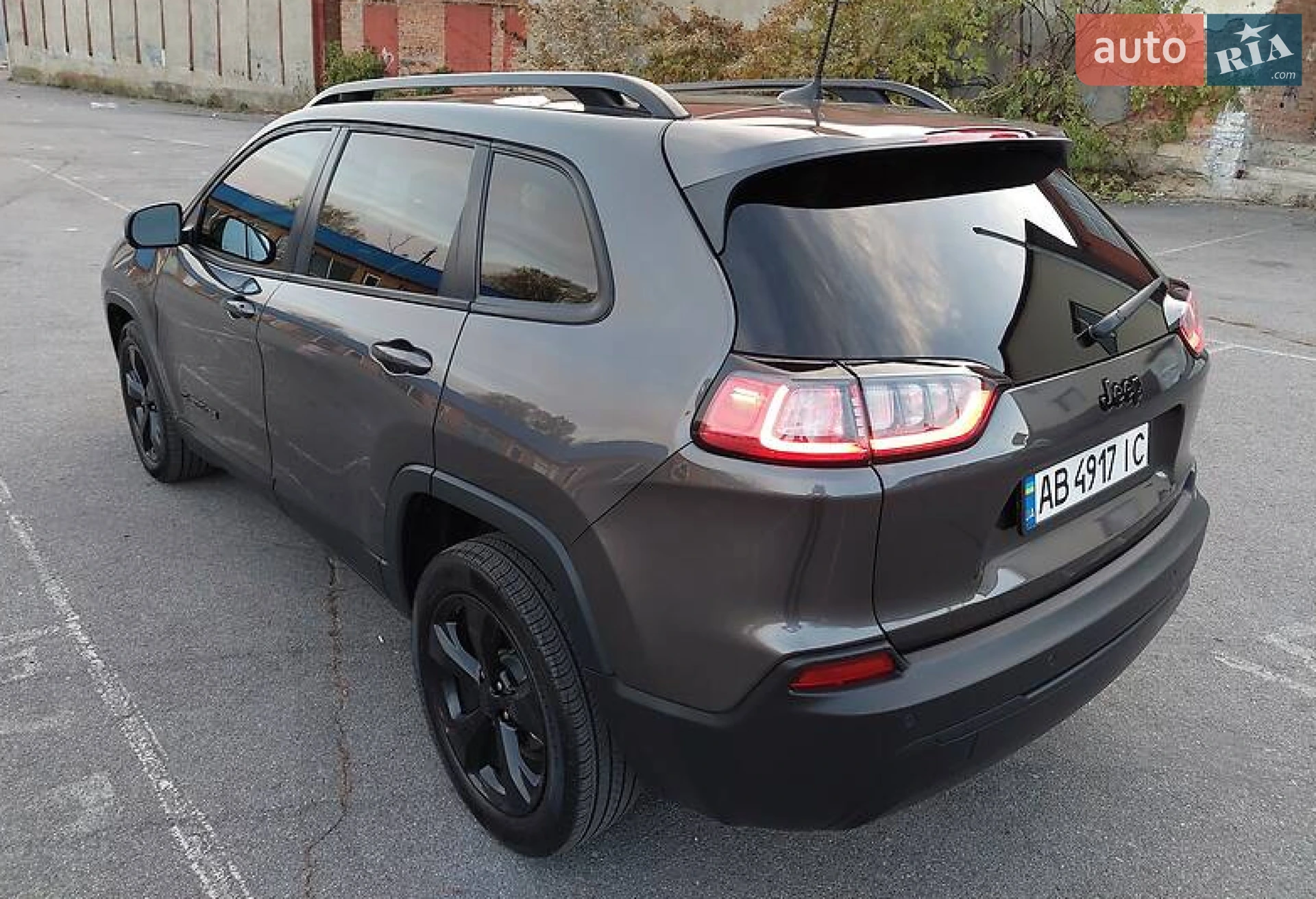 2019 Jeep Cherokee - мініатюра 24