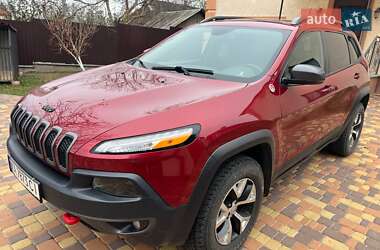 Внедорожник / Кроссовер Jeep Cherokee 2015 в 