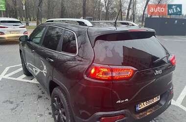 Внедорожник / Кроссовер Jeep Cherokee 2015 в Хмельницком