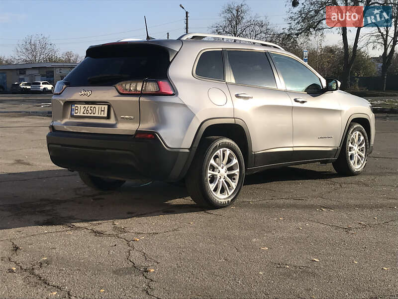 Позашляховик / Кросовер Jeep Cherokee 2019 в Києві