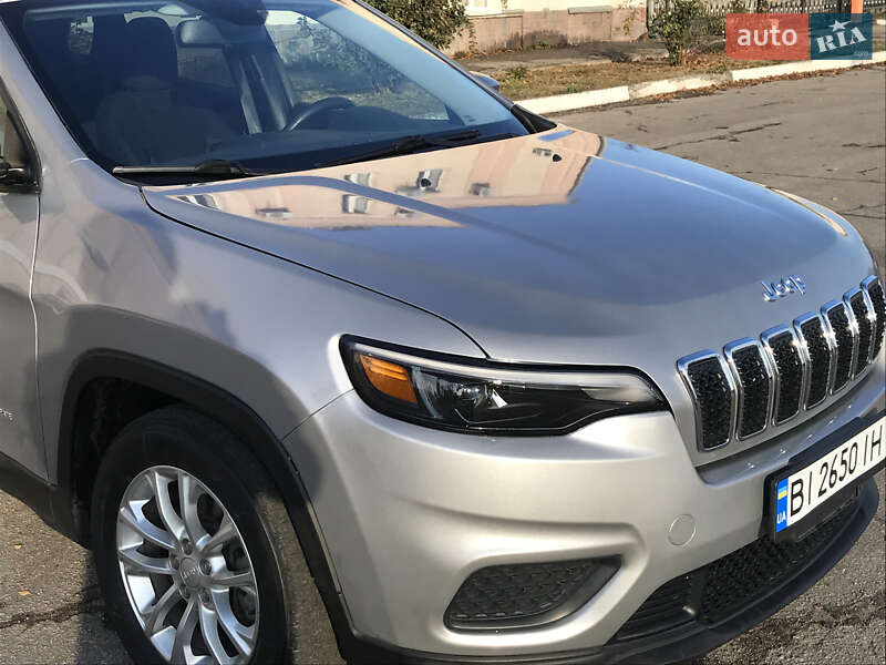 Позашляховик / Кросовер Jeep Cherokee 2019 в Києві