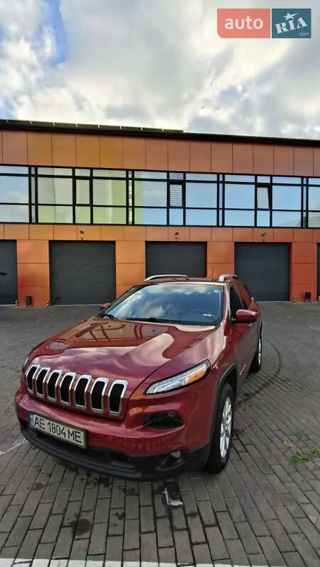 Внедорожник / Кроссовер Jeep Cherokee 2015 в Днепре