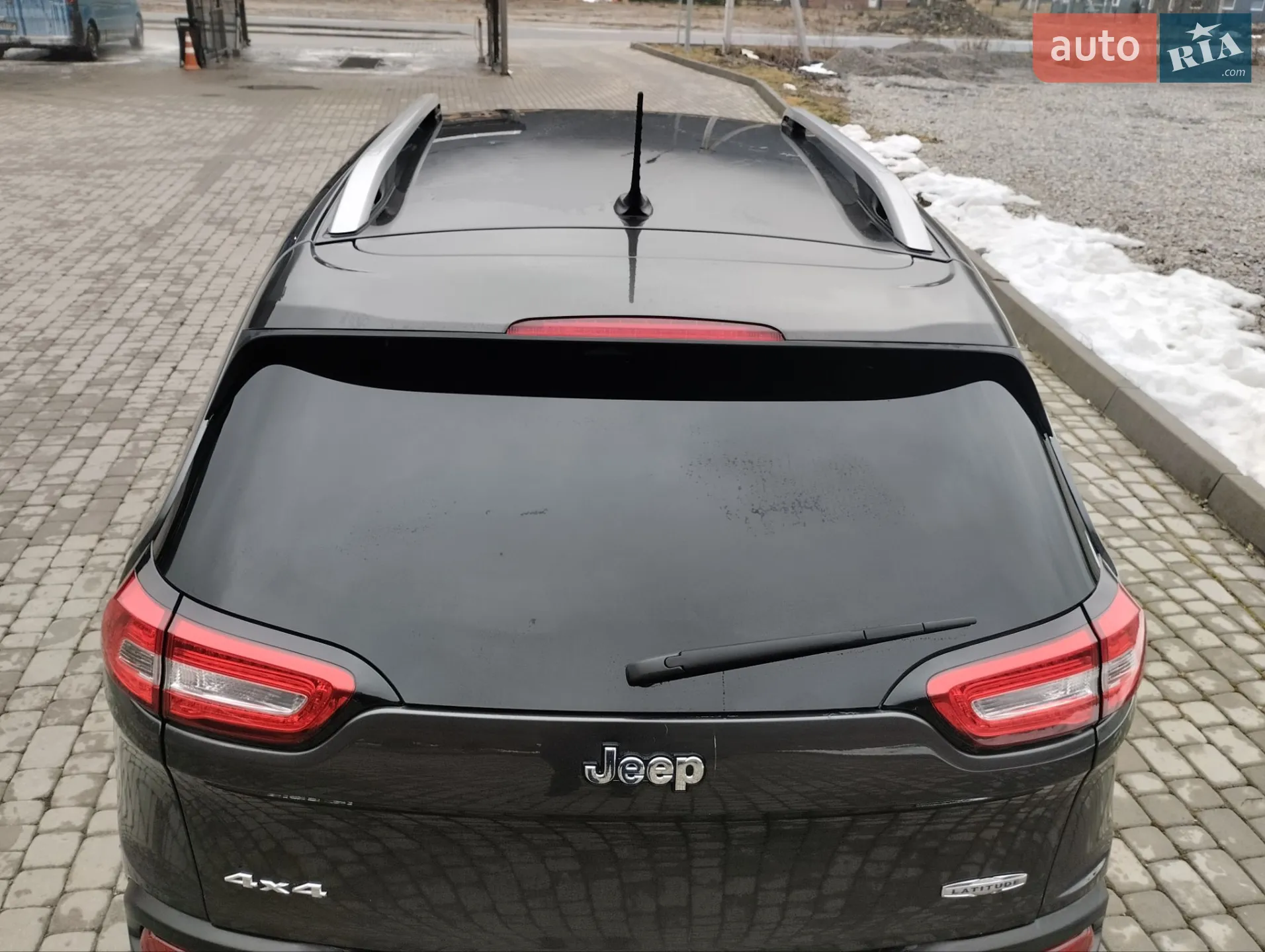 2014 Jeep Cherokee - мініатюра 3