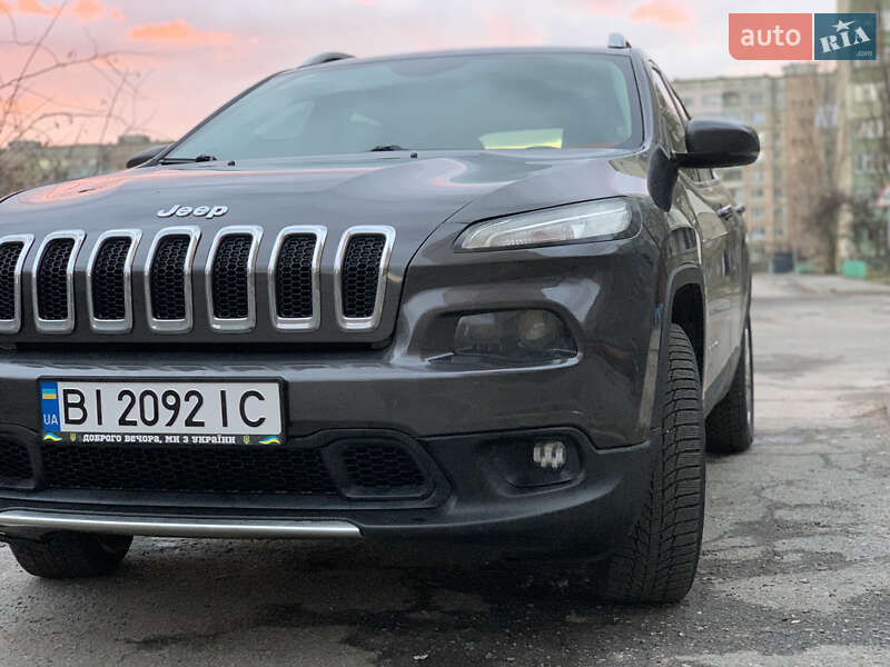 Позашляховик / Кросовер Jeep Cherokee 2013 в Полтаві фото 15 Позашляховик / Кросовер Jeep Cherokee 2013 в Полтаві