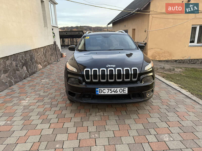 Внедорожник / Кроссовер Jeep Cherokee 2016 в Львове