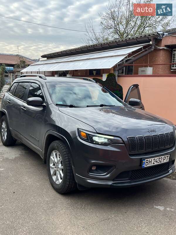 Внедорожник / Кроссовер Jeep Cherokee 2018 в Одессе