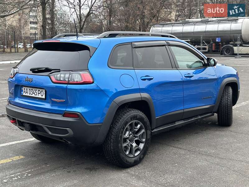 Позашляховик / Кросовер Jeep Cherokee 2018 в Києві