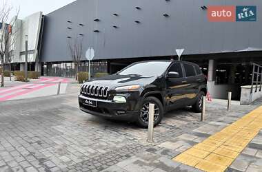 Внедорожник / Кроссовер Jeep Cherokee 2013 в Киеве