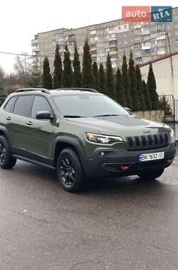 Внедорожник / Кроссовер Jeep Cherokee 2021 в Ровно