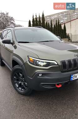 Позашляховик / Кросовер Jeep Cherokee 2021 в Рівному