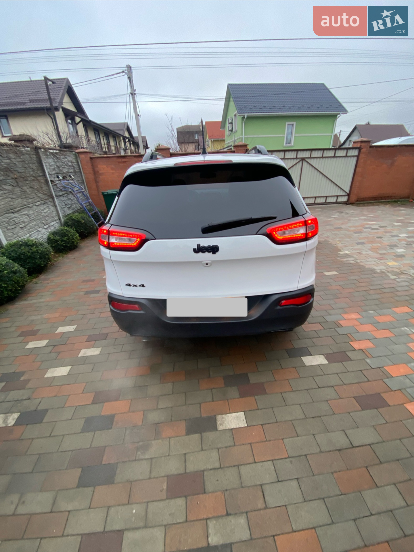 2017 Jeep Cherokee - мініатюра 13