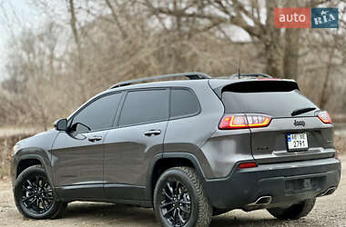 Внедорожник / Кроссовер Jeep Cherokee 2018 в Каменском