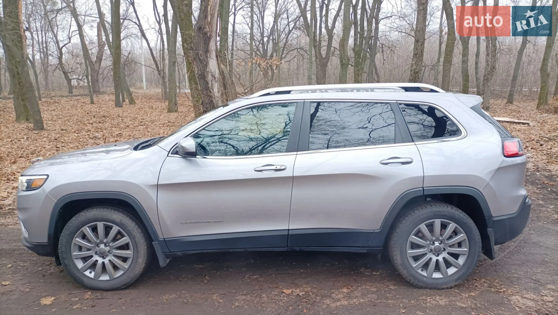 2020 Jeep Cherokee - мініатюра 4