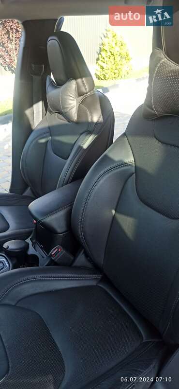 Позашляховик / Кросовер Jeep Cherokee 2020 в Копичинці