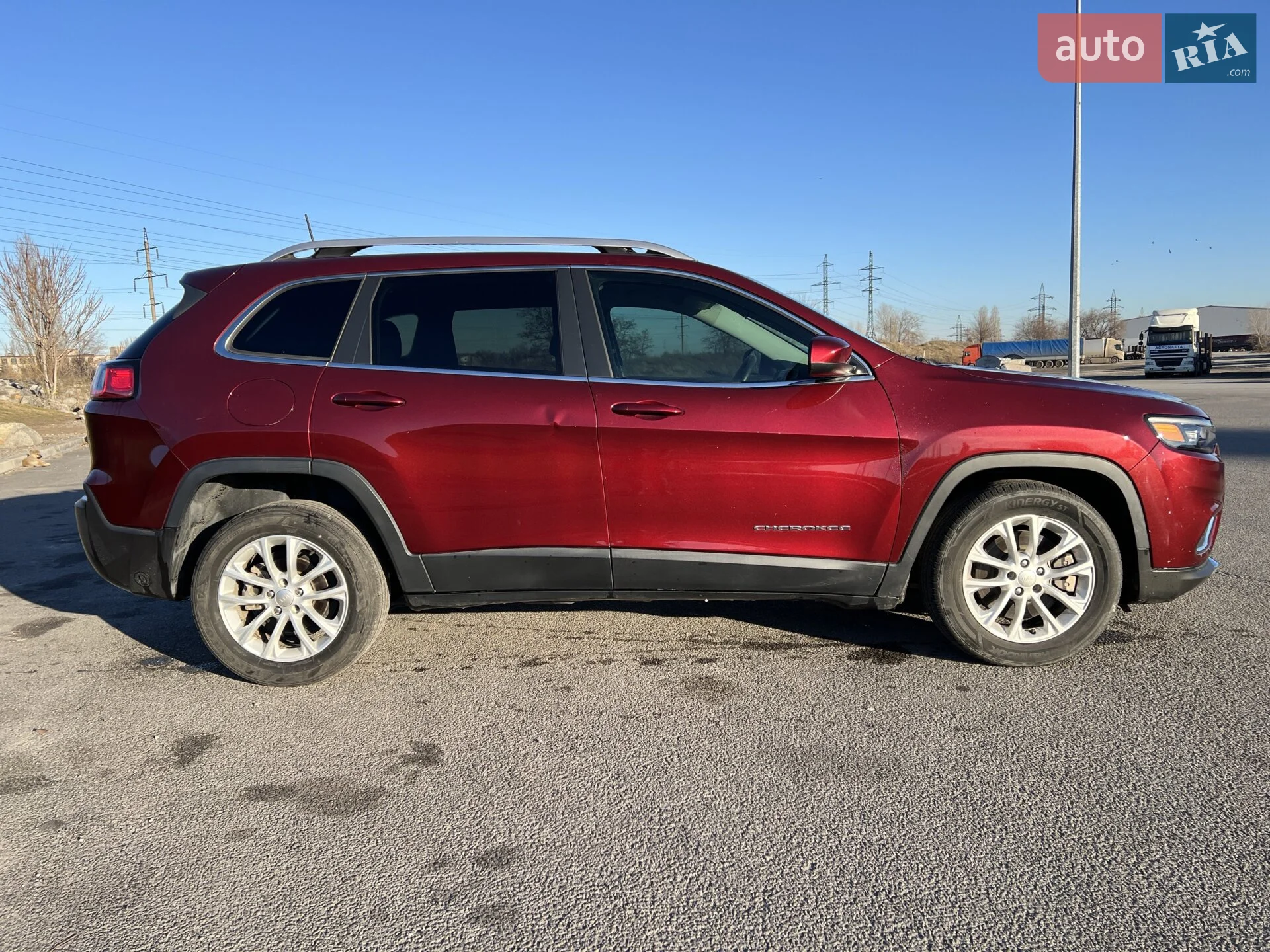 2019 Jeep Cherokee - мініатюра 9