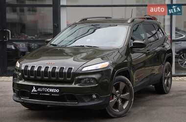 Внедорожник / Кроссовер Jeep Cherokee 2016 в Харькове