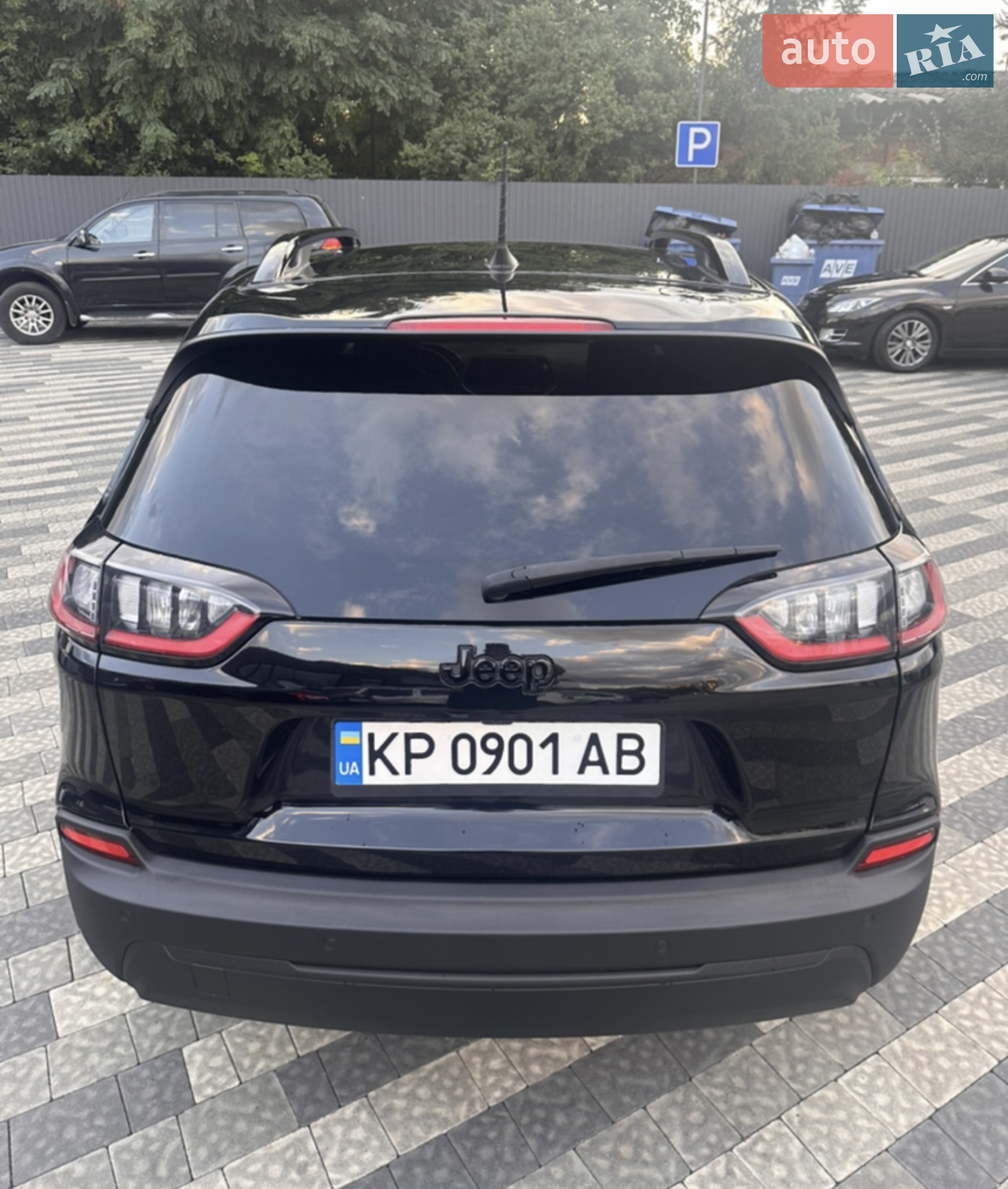 2019 Jeep Cherokee - мініатюра 4