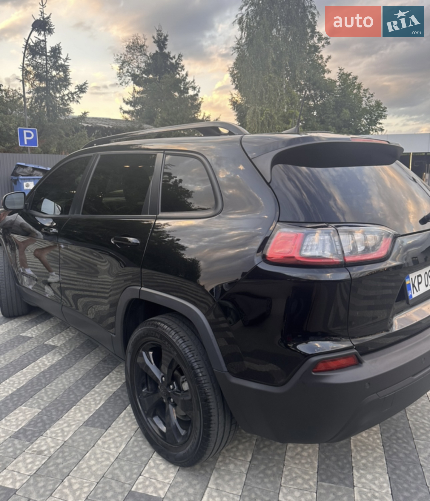 2019 Jeep Cherokee - мініатюра 7