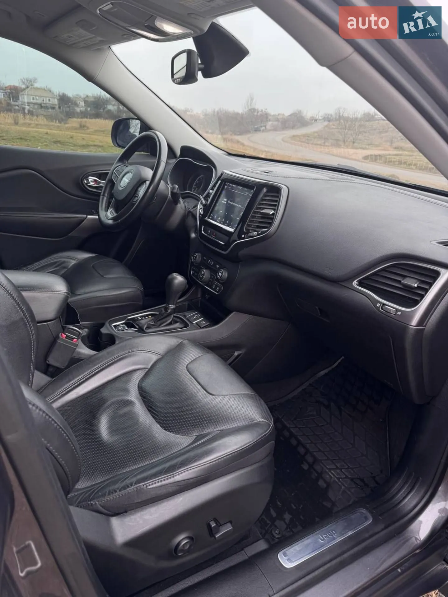 2018 Jeep Cherokee - мініатюра 11