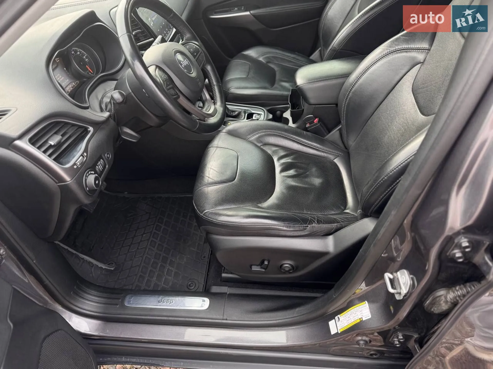 2018 Jeep Cherokee - мініатюра 18
