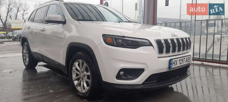 Внедорожник / Кроссовер Jeep Cherokee 2018 в Хмельницком