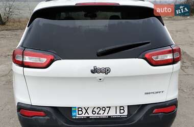 Внедорожник / Кроссовер Jeep Cherokee 2016 в Деражне