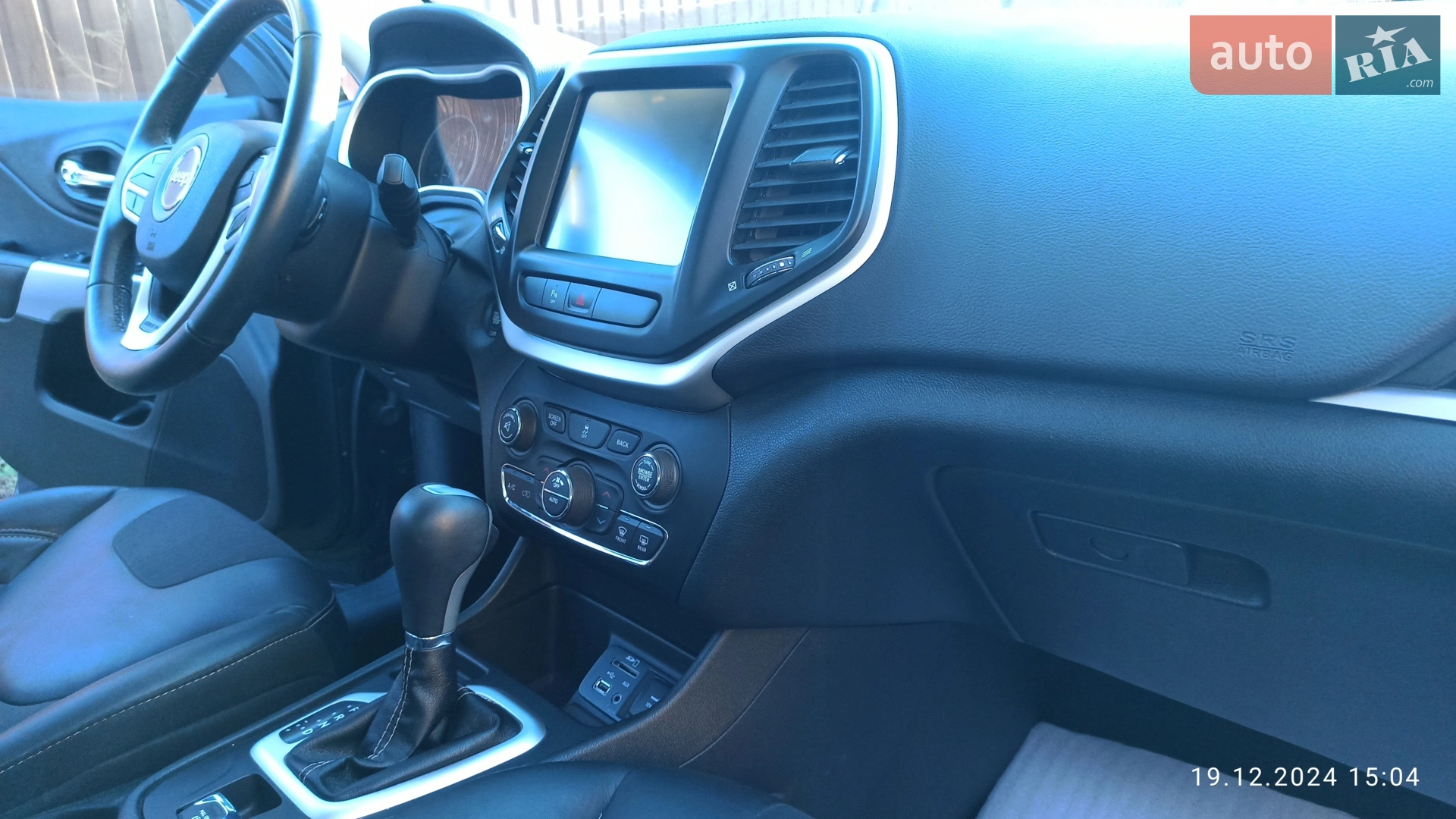 2017 Jeep Cherokee - мініатюра 6