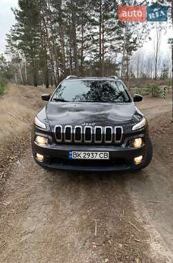 Позашляховик / Кросовер Jeep Cherokee 2015 в Рокитному