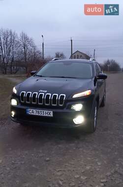 Внедорожник / Кроссовер Jeep Cherokee 2016 в 