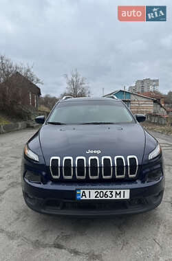 Внедорожник / Кроссовер Jeep Cherokee 2015 в 
