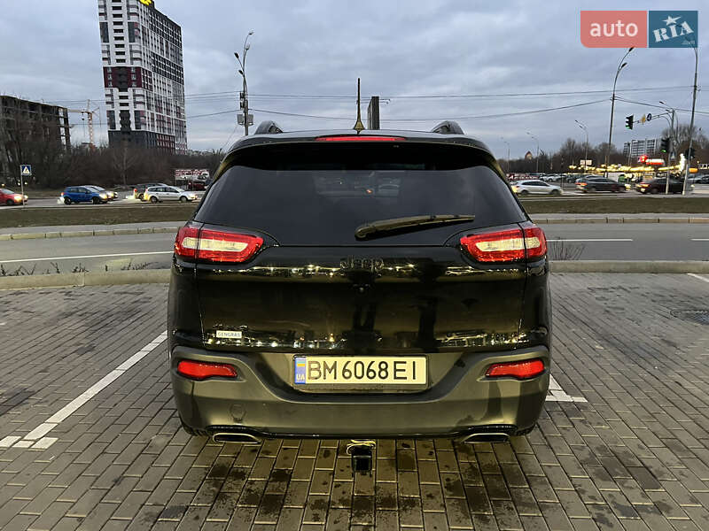 Внедорожник / Кроссовер Jeep Cherokee 2017 в Киеве