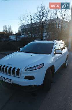 Позашляховик / Кросовер Jeep Cherokee 2016 в 