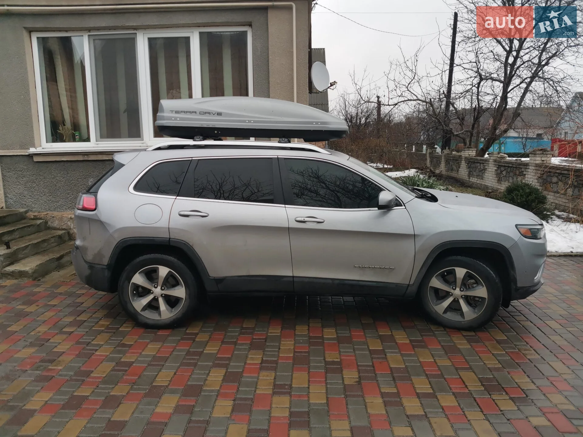 2018 Jeep Cherokee - мініатюра 9