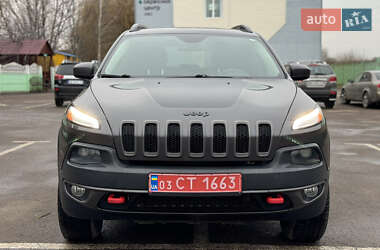 Внедорожник / Кроссовер Jeep Cherokee 2017 в Дубно