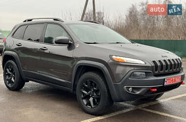 Внедорожник / Кроссовер Jeep Cherokee 2017 в Дубно