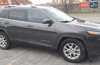 Внедорожник / Кроссовер Jeep Cherokee 2014 в 