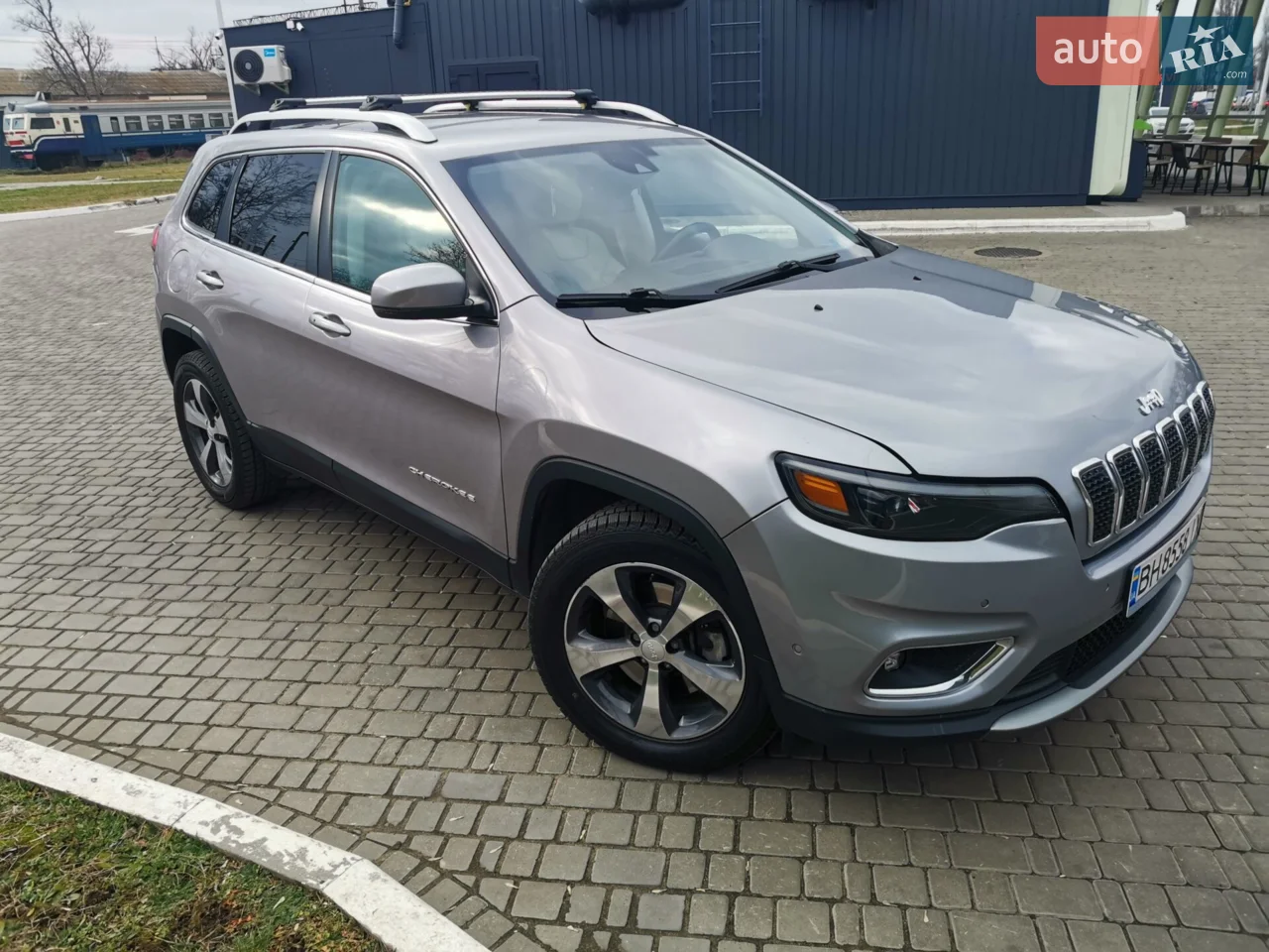 2019 Jeep Cherokee - мініатюра 24