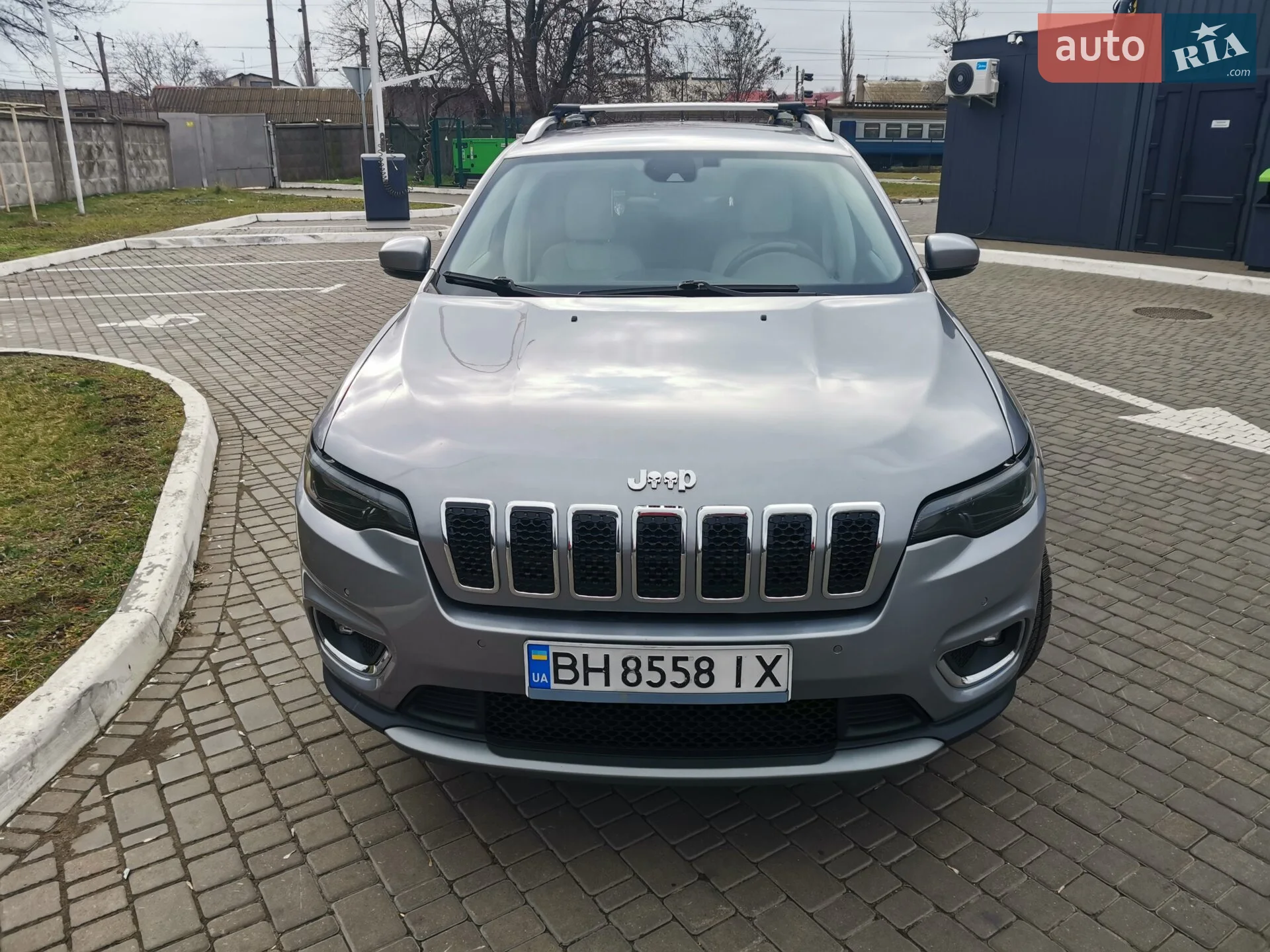2018 Jeep Cherokee - мініатюра 3