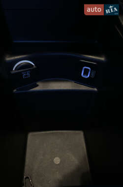 Внедорожник / Кроссовер Jeep Cherokee 2013 в 
