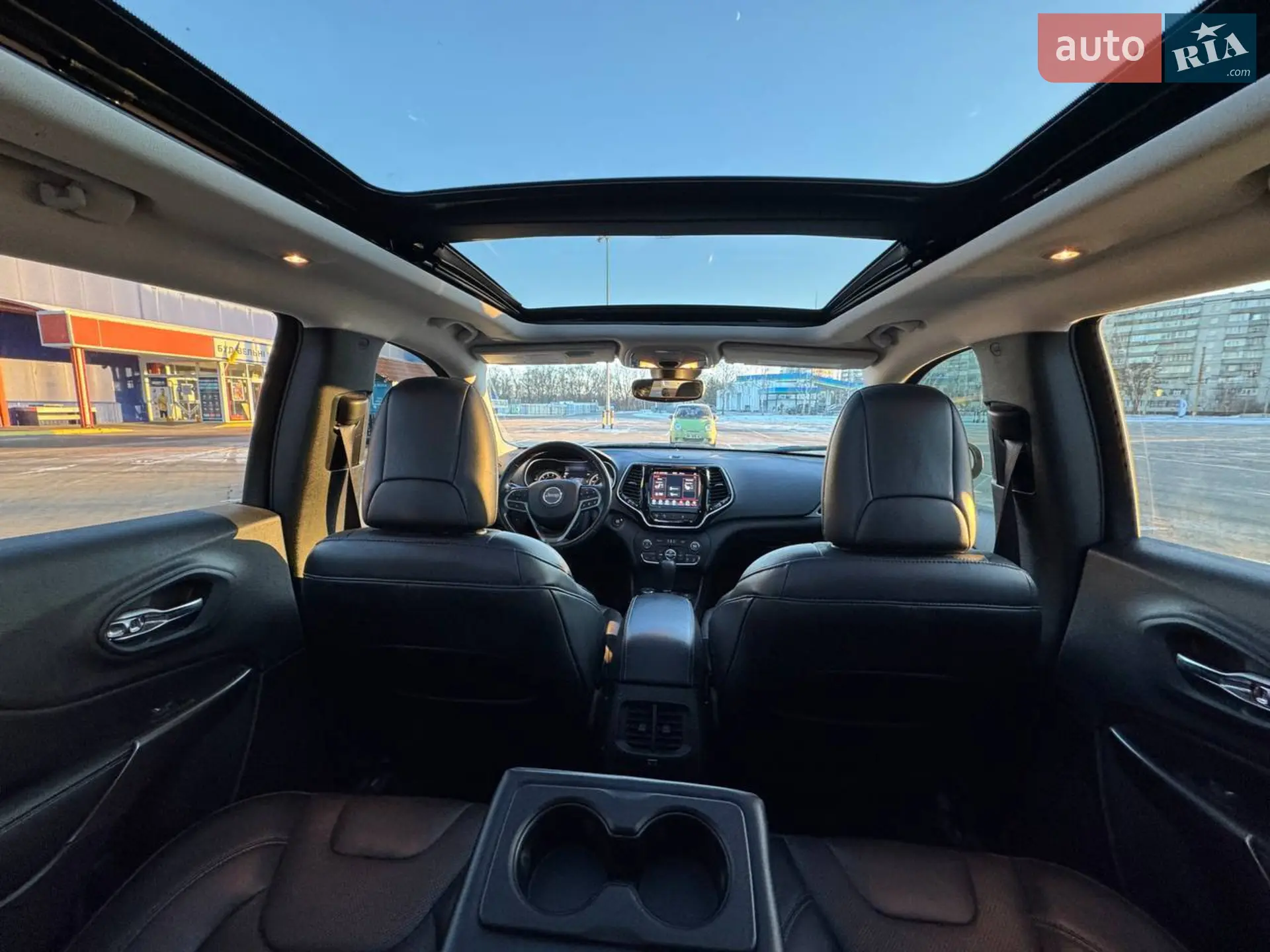 2020 Jeep Cherokee - мініатюра 19