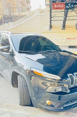 Внедорожник / Кроссовер Jeep Cherokee 2014 в 
