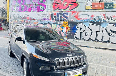 Внедорожник / Кроссовер Jeep Cherokee 2014 в 