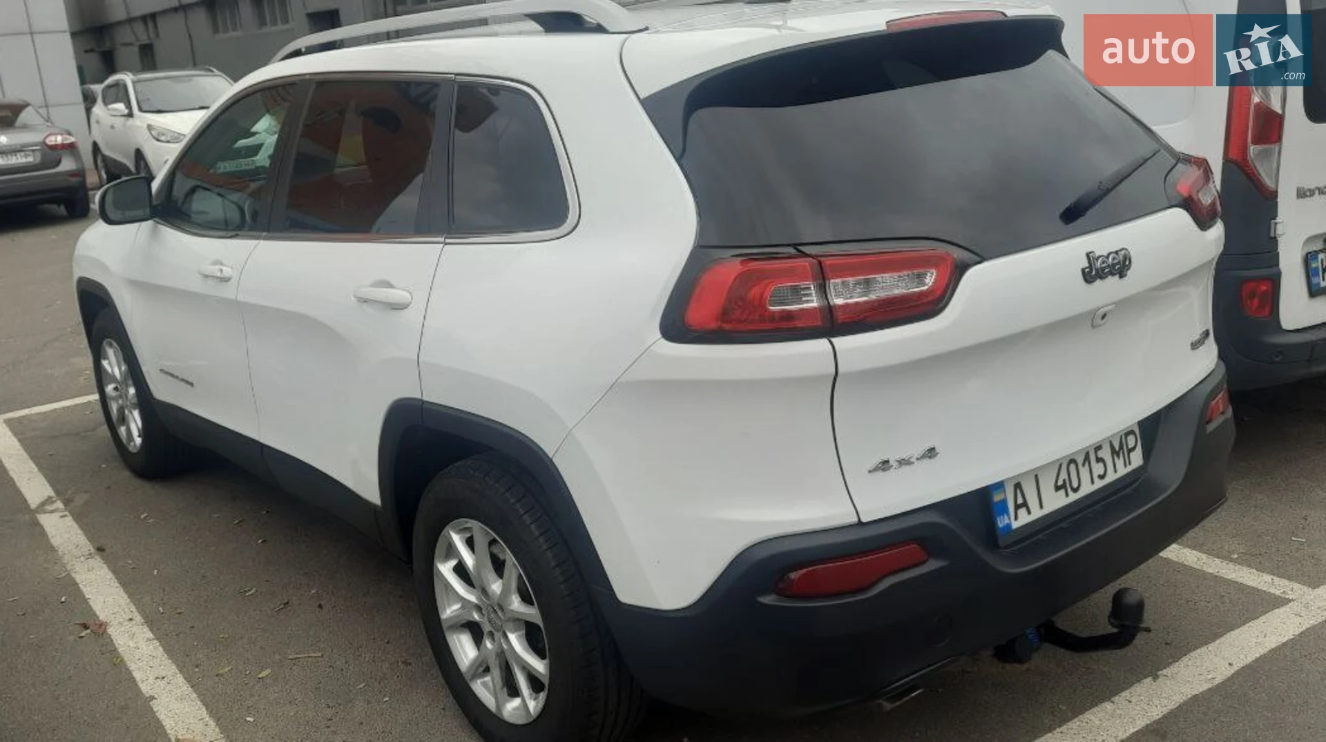 2017 Jeep Cherokee - мініатюра 3