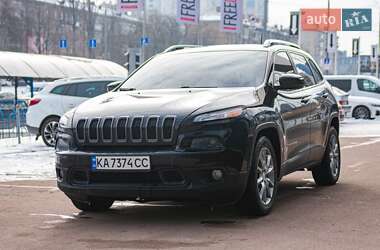 Внедорожник / Кроссовер Jeep Cherokee 2017 в Киеве