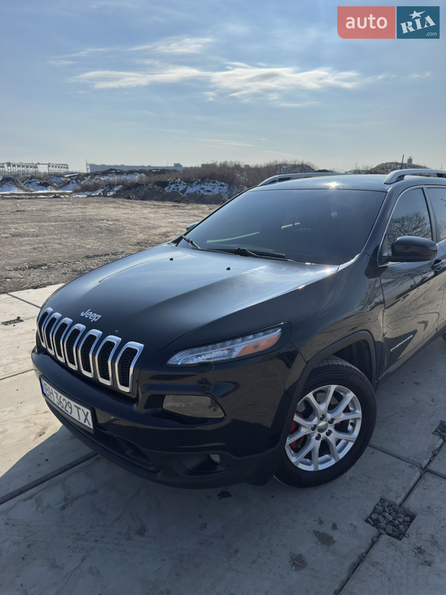 2016 Jeep Cherokee - мініатюра 3