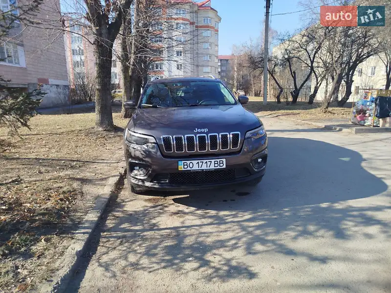 Jeep Cherokee