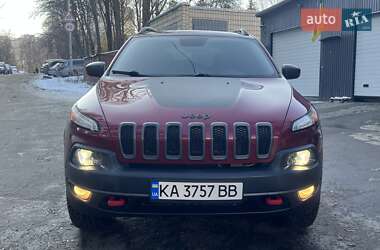 Внедорожник / Кроссовер Jeep Cherokee 2014 в 