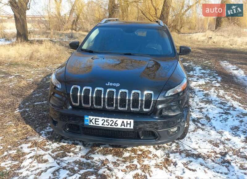 Позашляховик / Кросовер Jeep Cherokee 2014 в Кривому Розі