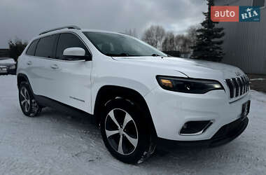 Внедорожник / Кроссовер Jeep Cherokee 2018 в 