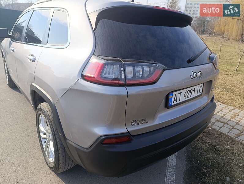 Внедорожник / Кроссовер Jeep Cherokee 2019 в Ивано-Франковске